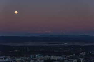 Canberra Moonrise